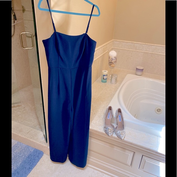 Lilly Pulitzer Pants - Lily Pulitzer NWT Navy jumpsuit in size 6